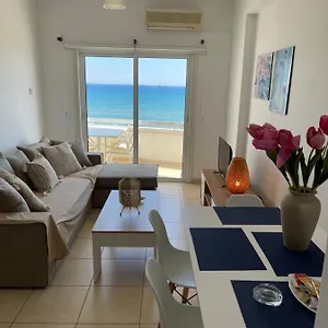 Alex 31 , Larnaca Cypr